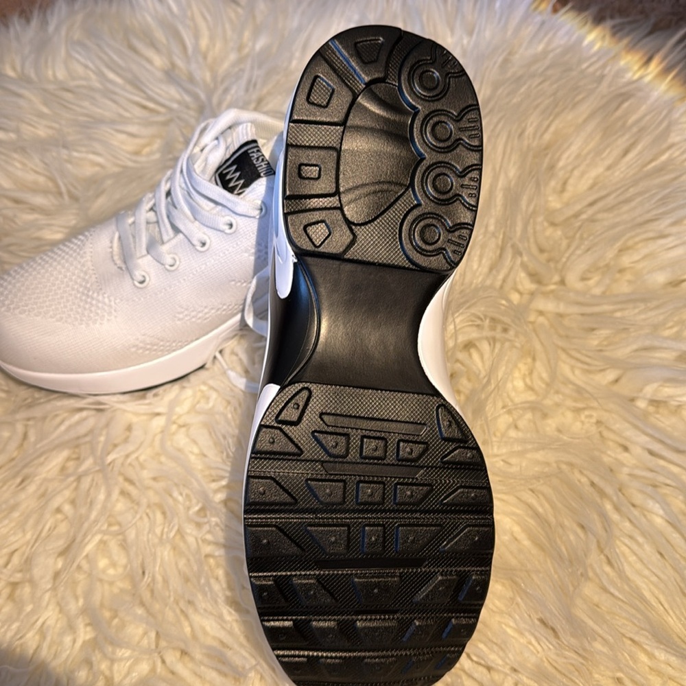 340. Nice Nice Fashion Ash White Fashion Sneakers Size 41 which is US size 10 - Picture 4 of 9